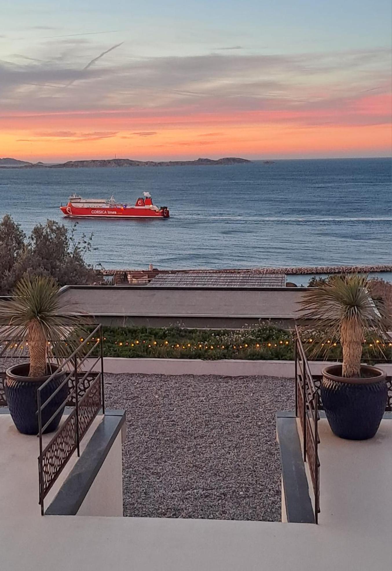 Les Suites Love 3 Spa Vue Mer Piscine Marseille Kültér fotó